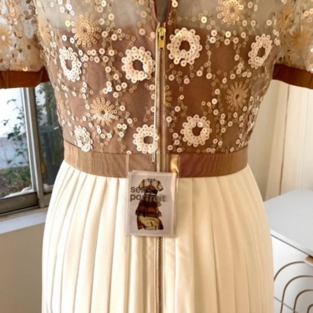 SELF-PORTRAIT NWT Flower Sequin Pleated Maxi Dress - Picture 5 of 11
